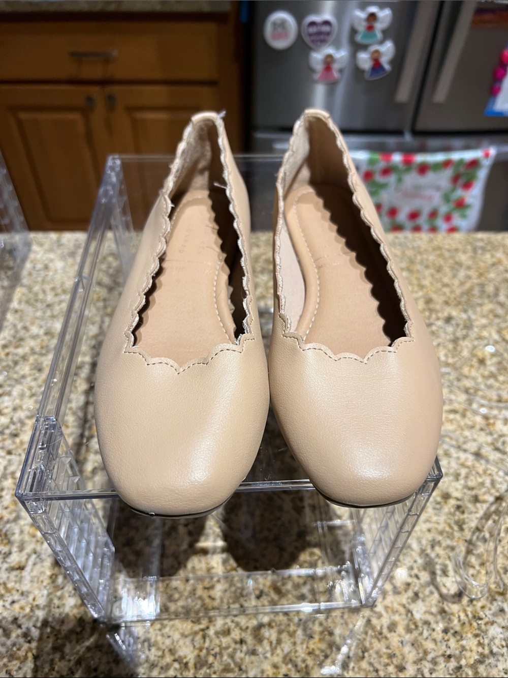LC Lauren Conrad Scalloped Ballet Flats in Neutral Beige